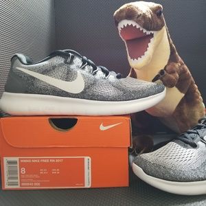 NEW Nike Women's Free RN 2017 Running Shoe